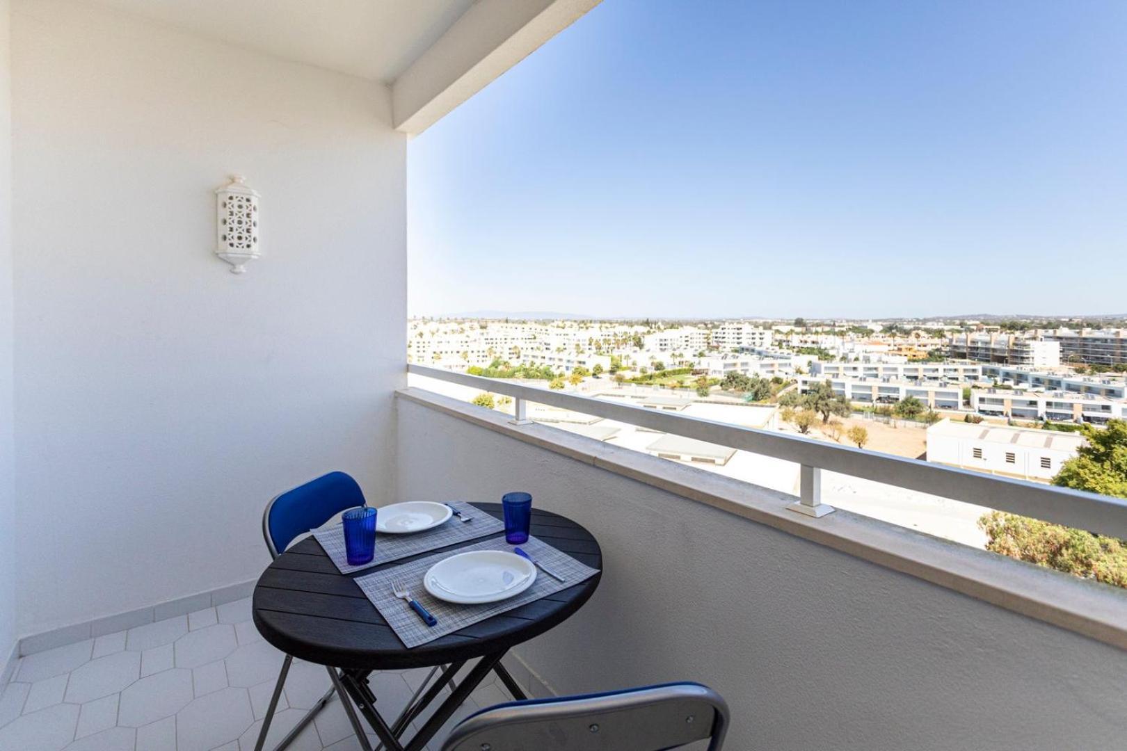 The Albufeira Concierge - Pool & Sunset Balconies Apartment Luaran gambar