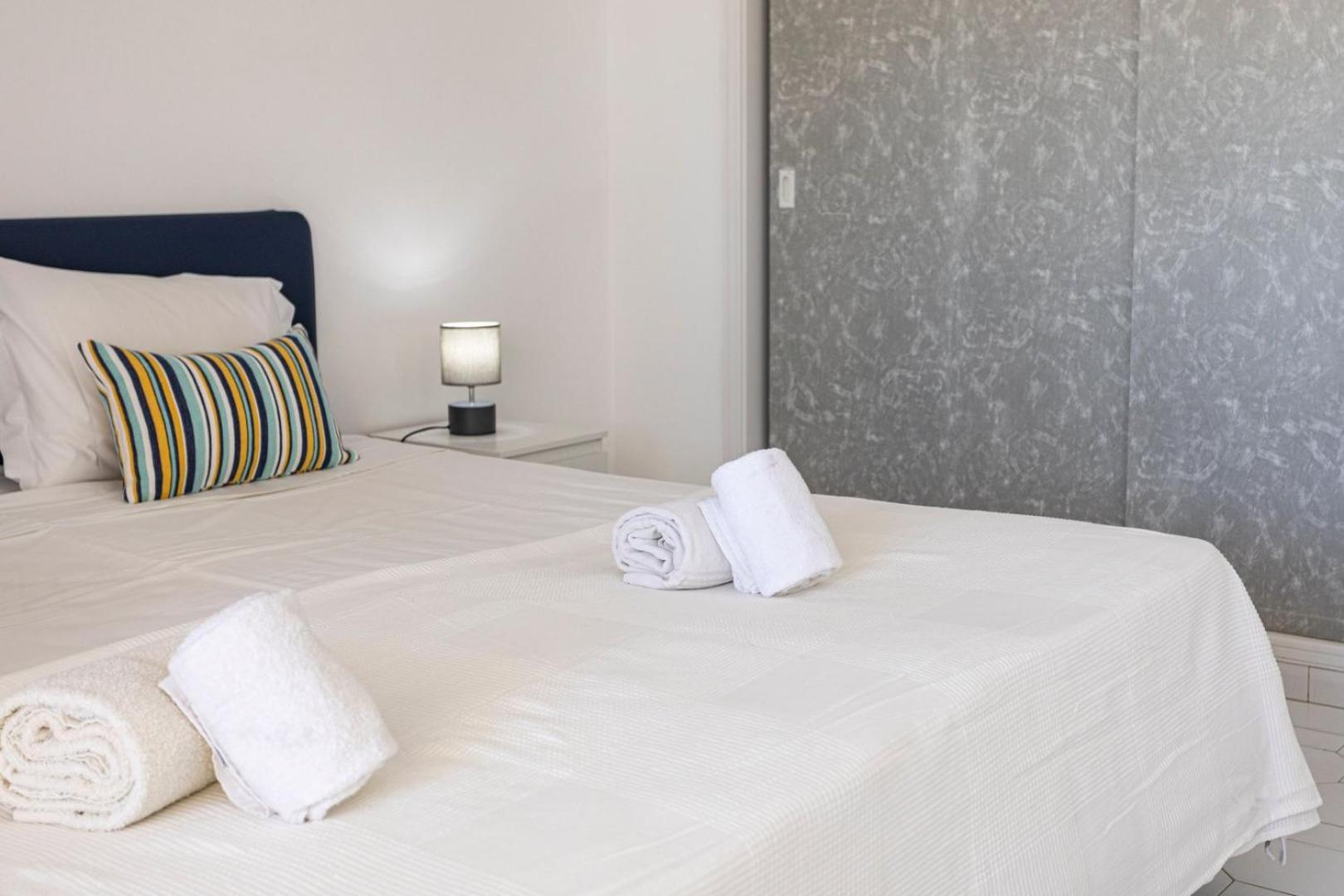 The Albufeira Concierge - Pool & Sunset Balconies Apartment Luaran gambar