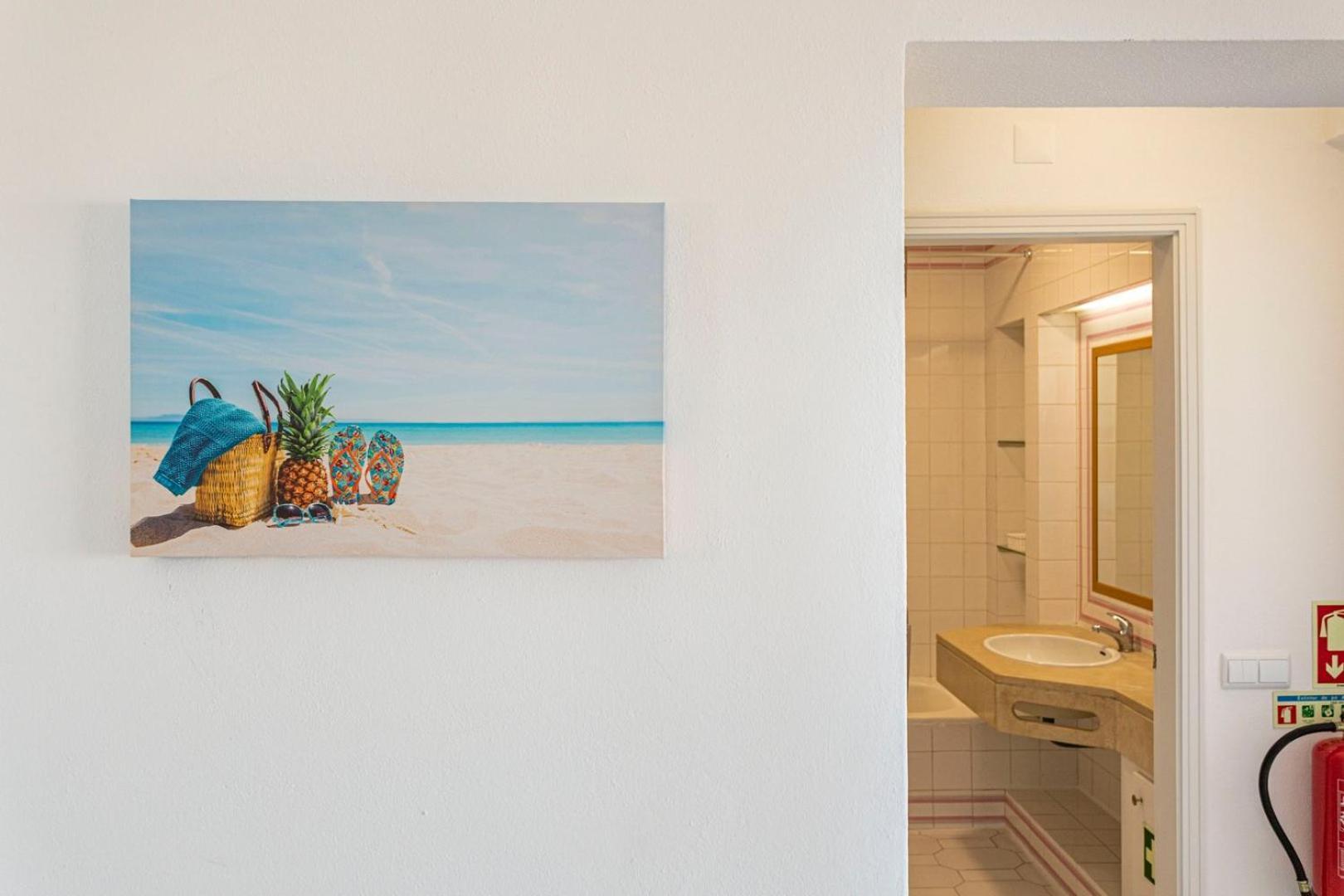 The Albufeira Concierge - Pool & Sunset Balconies Apartment Luaran gambar