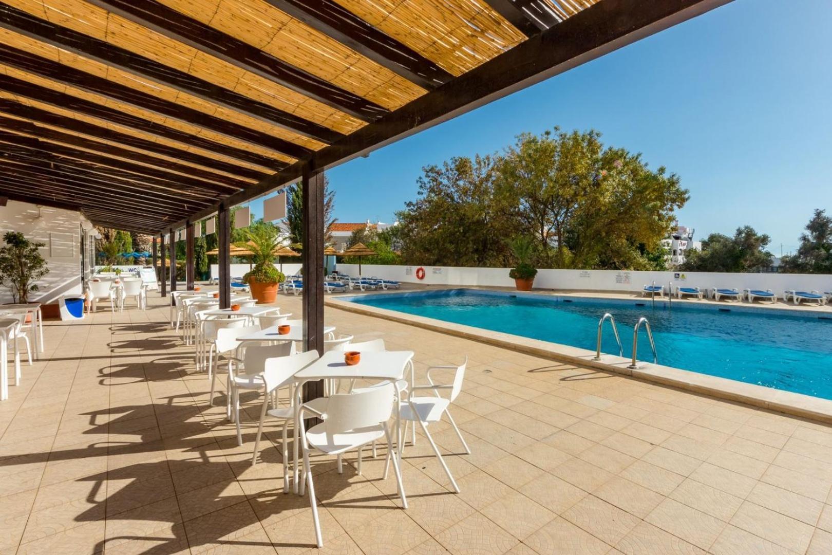 The Albufeira Concierge - Pool & Sunset Balconies Apartment Luaran gambar